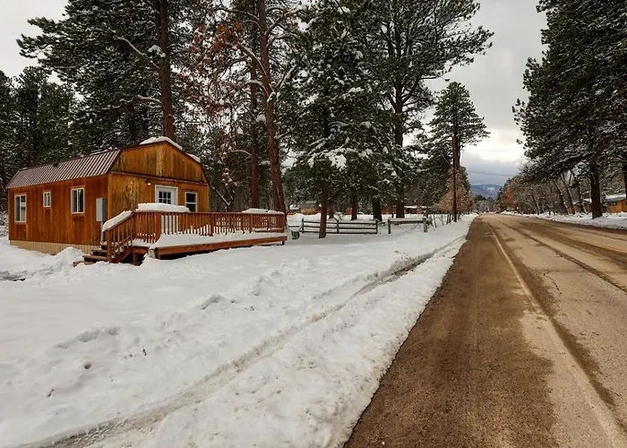 Secluded Tiny House Perfect For Hiking Trails And Disconnect In Banner, Wyoming Holiday home
