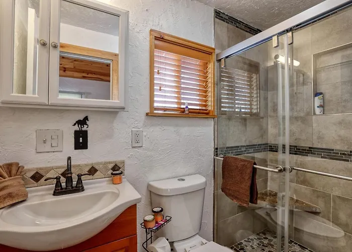 Secluded Tiny House Perfect For Hiking Trails And Disconnect In Banner, Wyoming