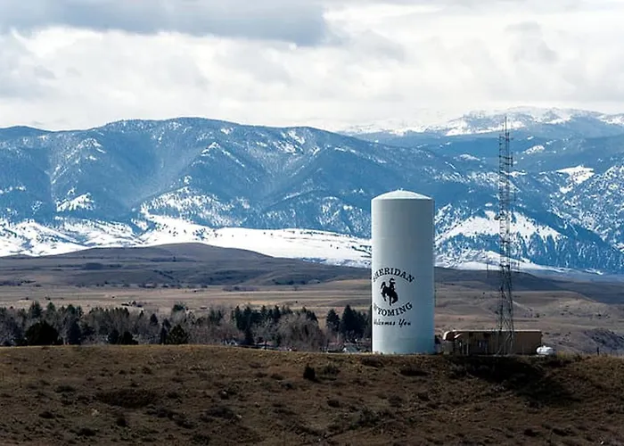 Secluded Tiny House Perfect For Hiking Trails And Disconnect In Banner, Wyoming Holiday home *
